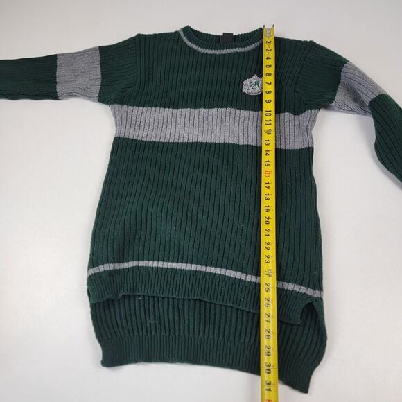Wizarding World Harry Potter Slytherin Sweater Scotland Large Universal Studios - Picture 4 of 10
